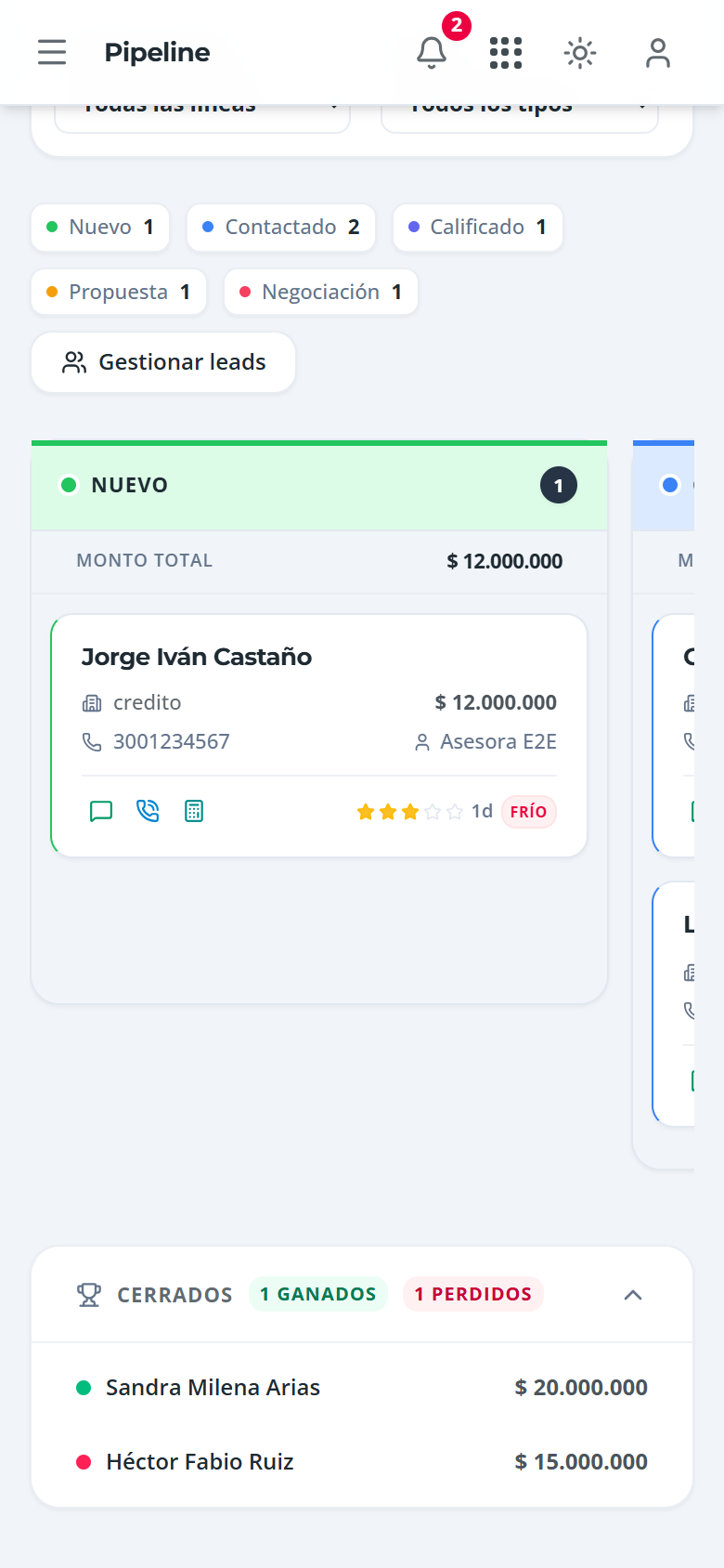Panel de leads cerrados desplegado bajo el tablero, en el teléfono